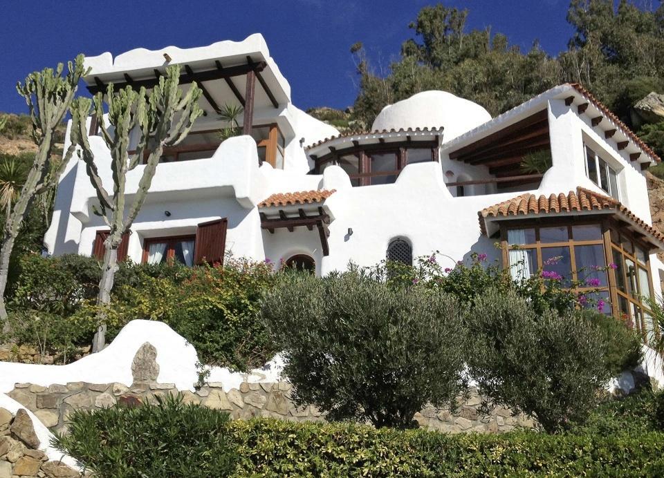Chalet con 2 dormitorios y aparcamiento privado